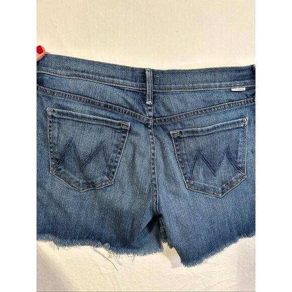 Mother Denim The Dropout Cutoff Shorts, size 27 - Picture 7 of 8